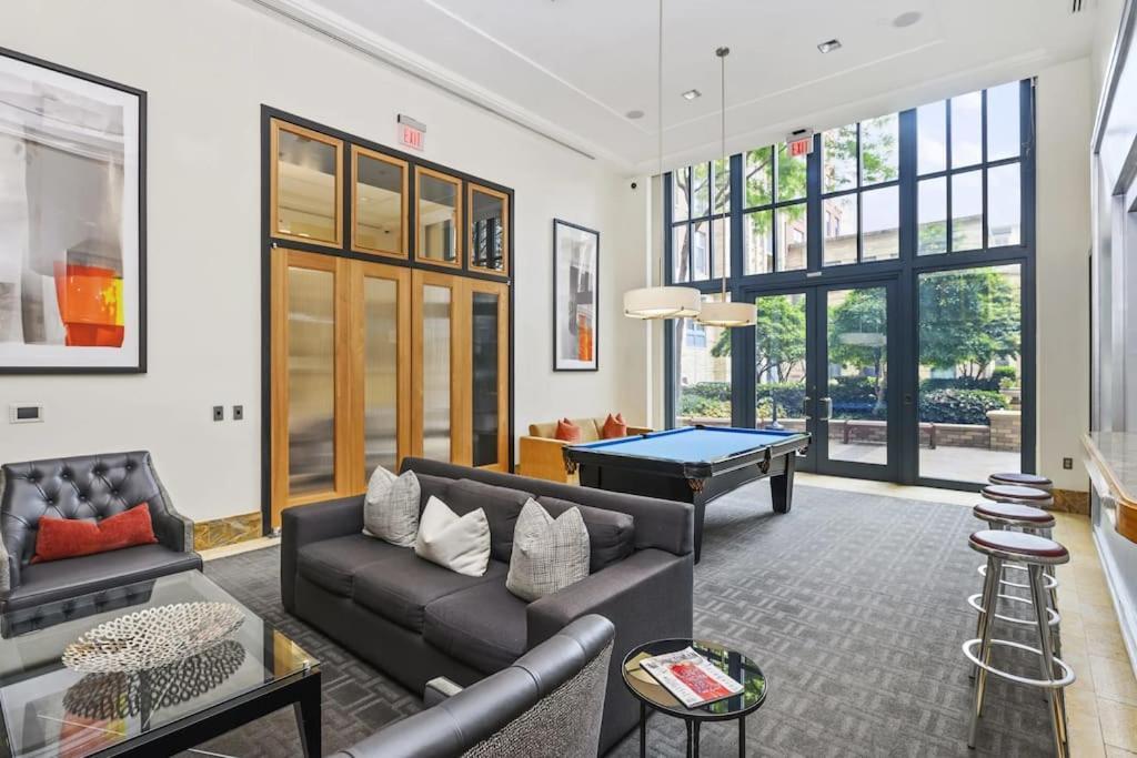 Pentagon City Comfort Modern Stay Arlington Exterior photo