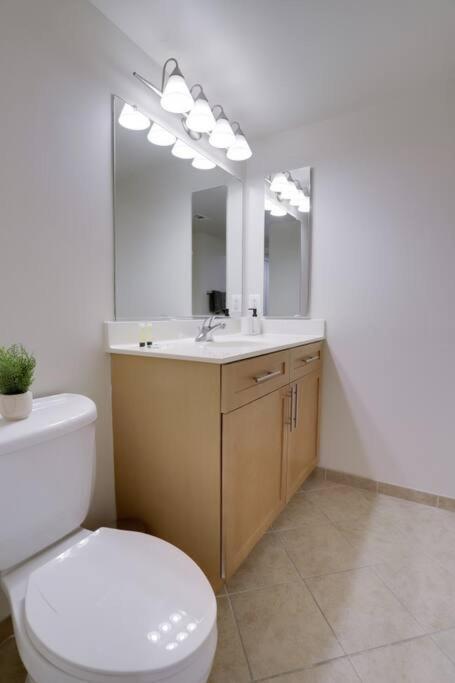 Pentagon City Comfort Modern Stay Arlington Exterior photo