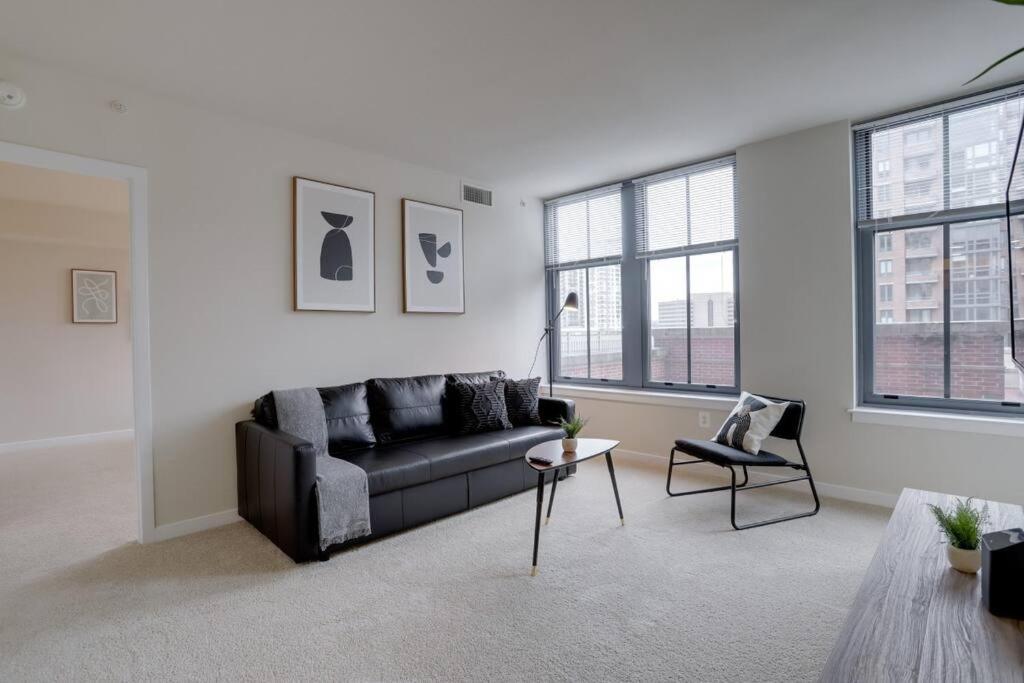 Pentagon City Comfort Modern Stay Arlington Exterior photo