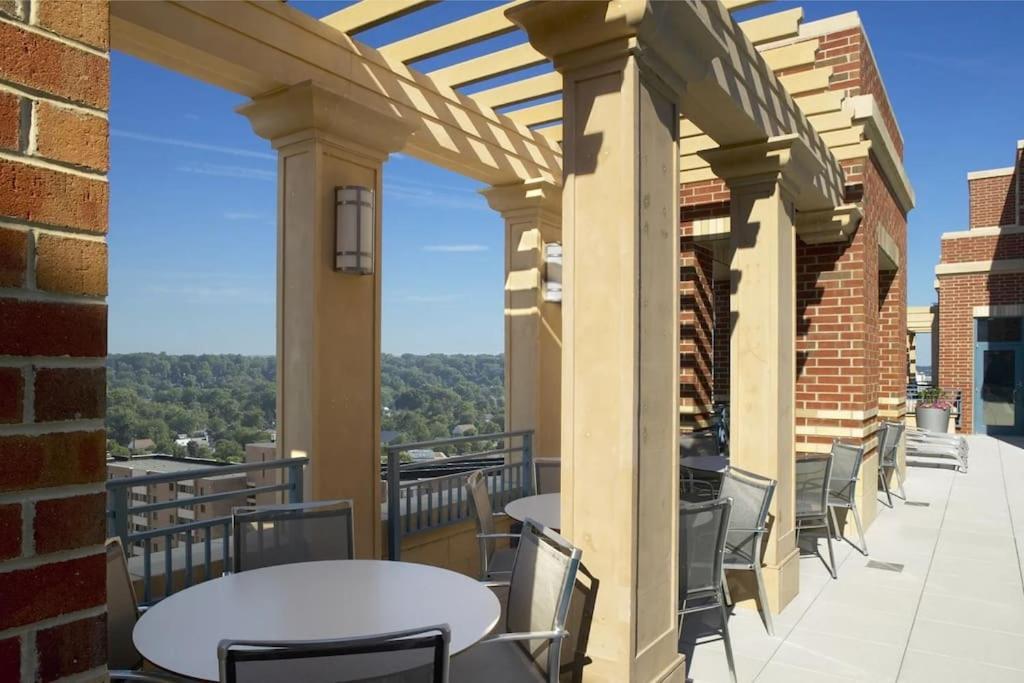 Pentagon City Comfort Modern Stay Arlington Exterior photo