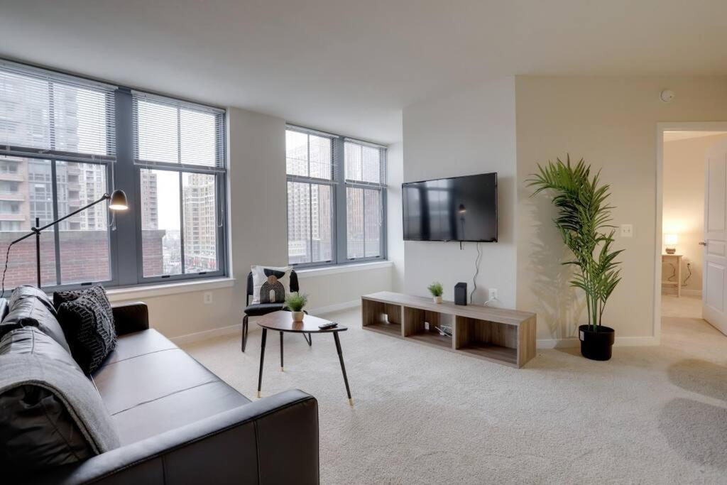 Pentagon City Comfort Modern Stay Arlington Exterior photo
