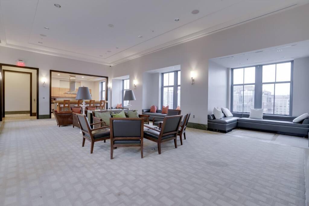 Pentagon City Comfort Modern Stay Arlington Exterior photo